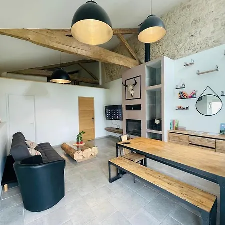 Maison De Style Au Coeur De La Charente Maritime * Archingeay